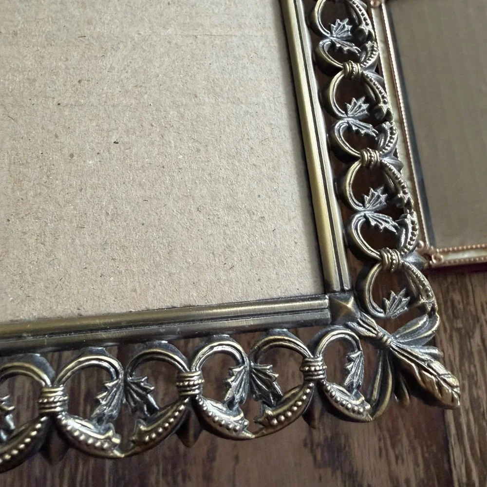 Set Of 2 VTG Brass Mother Of Pearl Photo Picture Frames 80s 90s Decor